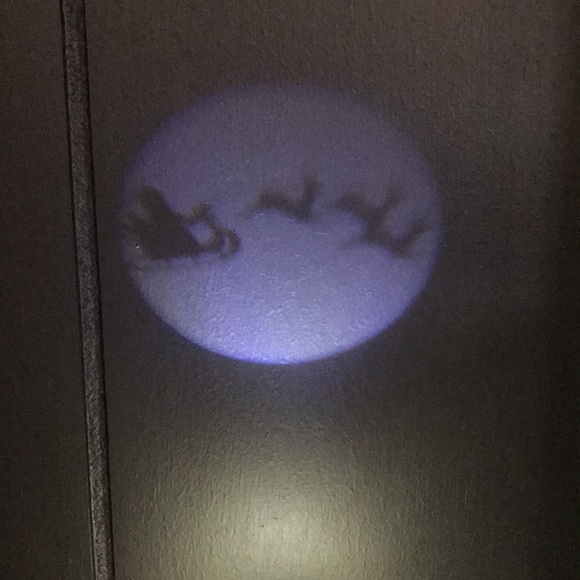 Holiday wallflowers plug in fragrance Bath and Bodyworks Victorian projection - Picture 5 of 14